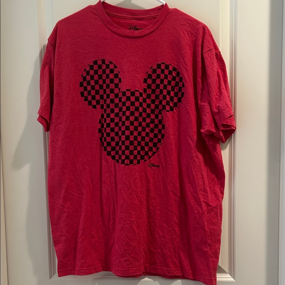 Disney Red Tee with Checkered Mickey Mouse Design graphic print short sleeve XL